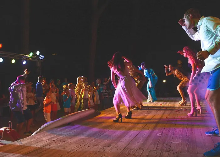 Amazing In Puntone With Wifi Daire