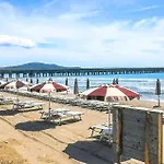Amazing In Puntone With Wifi Апартаменты