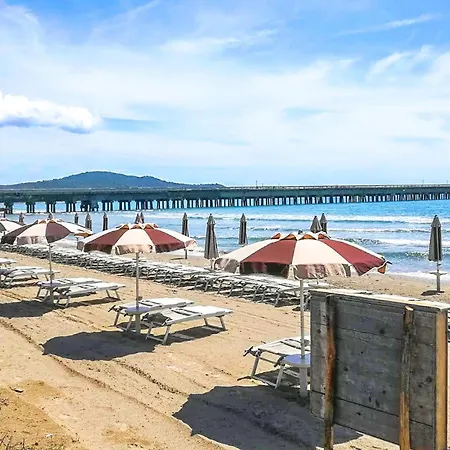 Amazing Apartment In Puntone With Wifi Apartment