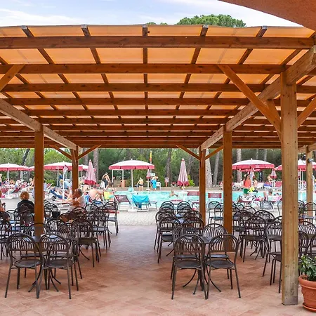 Beautiful apartment in Puntone w/ Outdoor swimming pool&1 Bedrooms * Casa Botrona