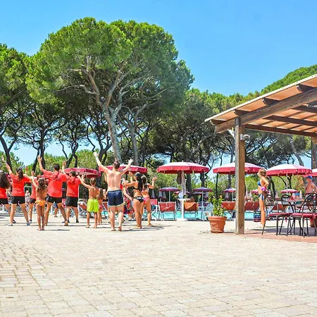 Apartment Amazing Apartment In Puntone With Wifi *