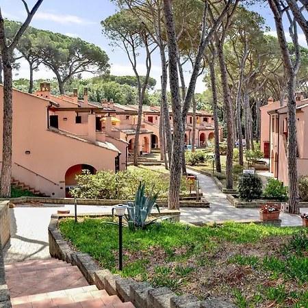 Amazing Apartment In Puntone With Wifi Apartment *