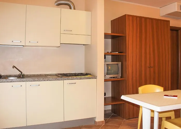 Amazing In Puntone With Wifi * Casa Botrona