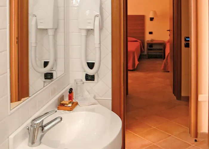 Amazing In Puntone With Wifi Casa Botrona